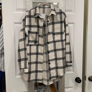 Shacket NWT, size large